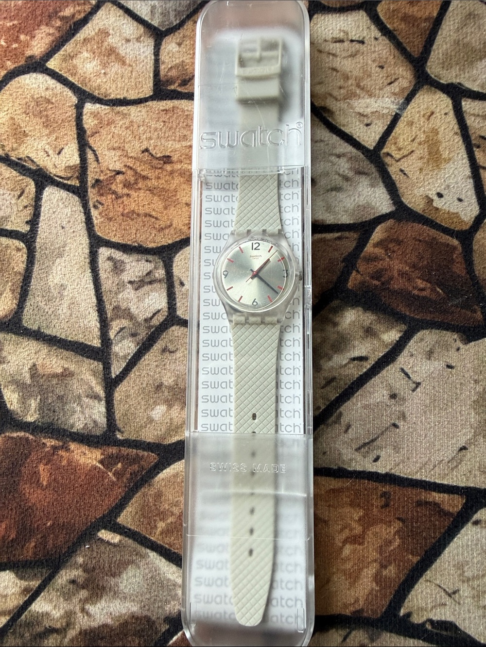 NWT…Collectors Swatch Gent Quartz Analog Watch
